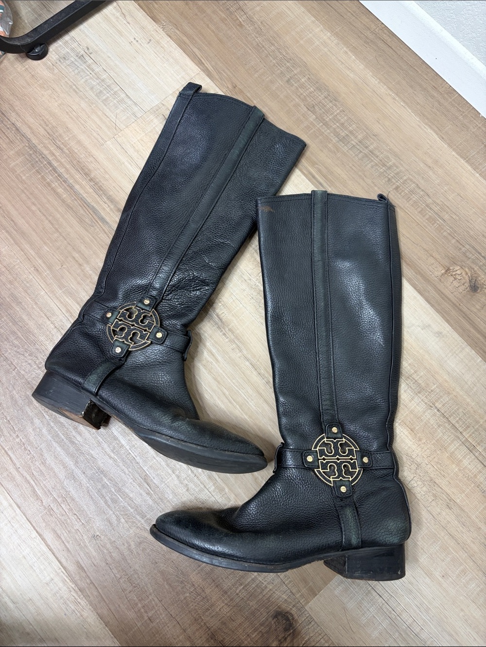 Tory Burch Black Leather Knee-High Heeled Boots with Gold Logo